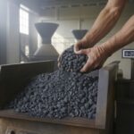 Jak pokruszyć węgiel na ekogroszek? Praktyczny poradnik krok po kroku